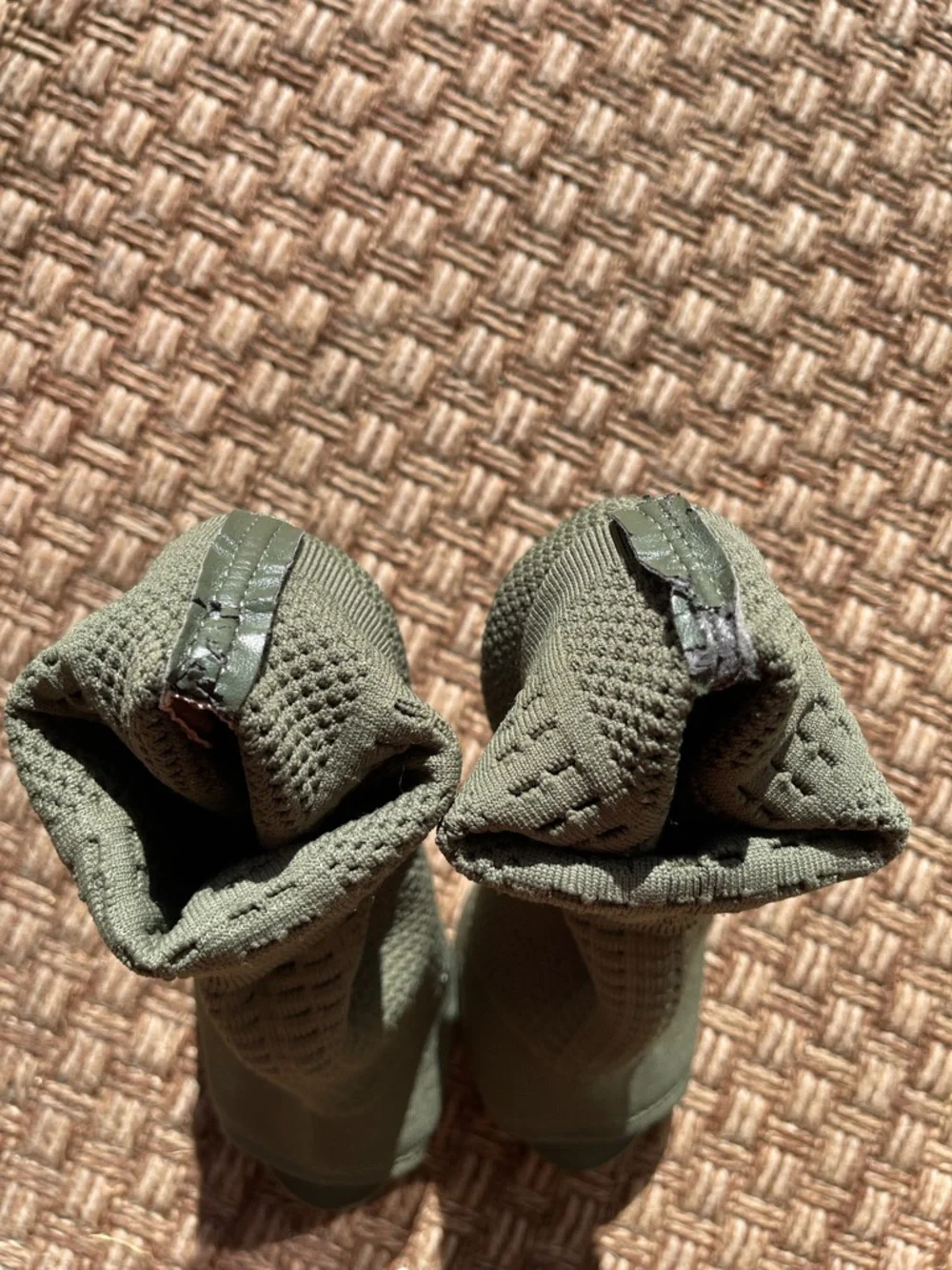 Steve Madden Olive Peep Toe Candid Knit Sock Heels🍸 - Picture 11 of 11